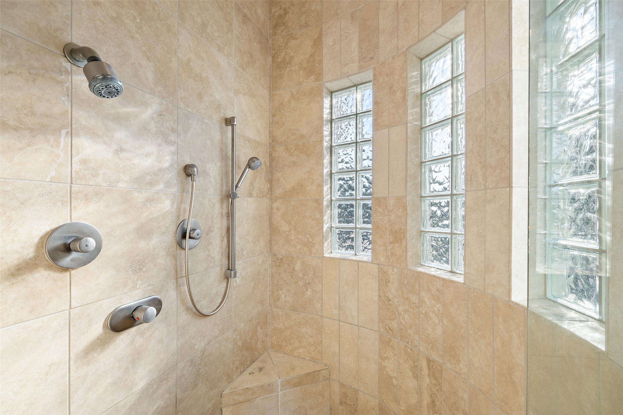 211 Bella Cima Drive Austin, TX 78734 - Photo 25 of 40