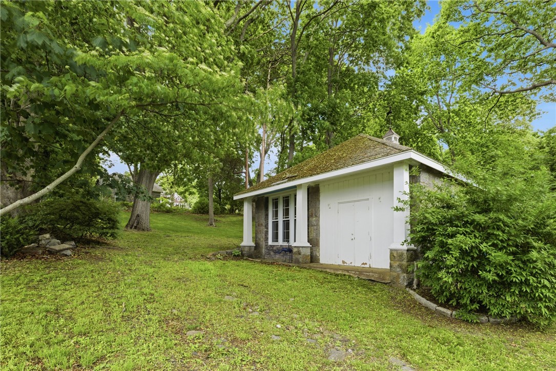 1660 Main Road Tiverton, RI 02878 - Photo 36 of 50