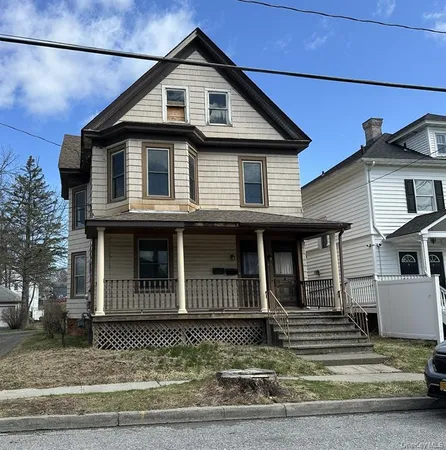 $2,450 | 41 Lagrange Avenue, Unit 1, Poughkeepsie, NY 12603