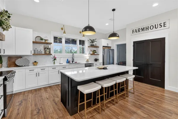 $499,900 | 664 Liberty Court, Hortense, GA 31543