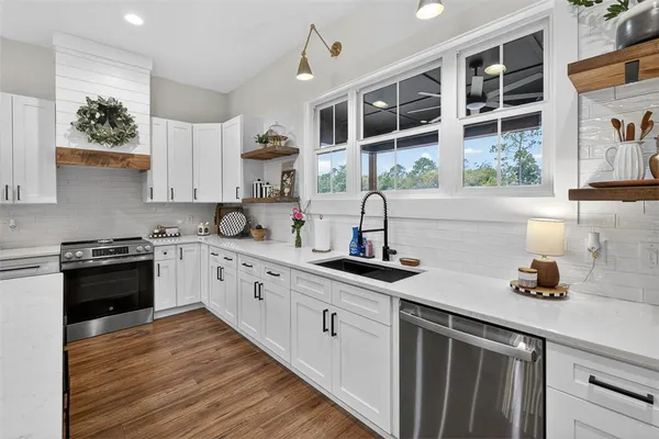 $499,900 | 664 Liberty Court, Hortense, GA 31543