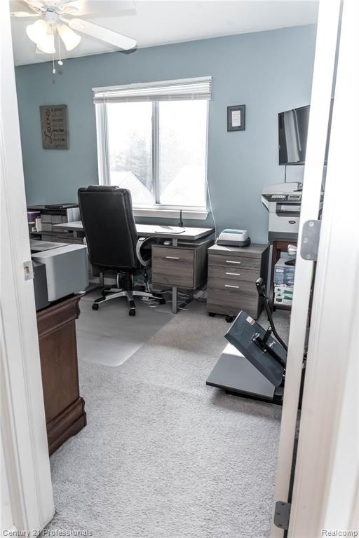 2482 Hatchery Road Waterford, MI 48329 - Photo 24 of 37 Gallery Image 24