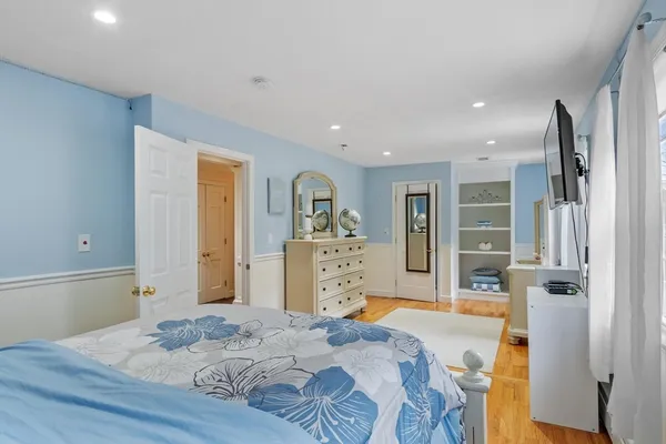 $2,099,000 | 10 Peartree Drive, Westwood, MA 02090
