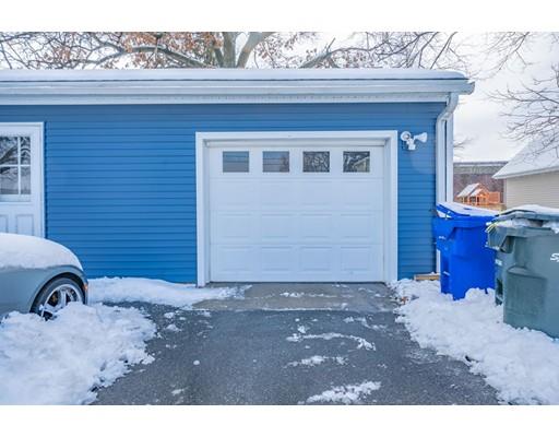 65 Eureka Street Springfield, MA 01104 - Photo 4 of 23