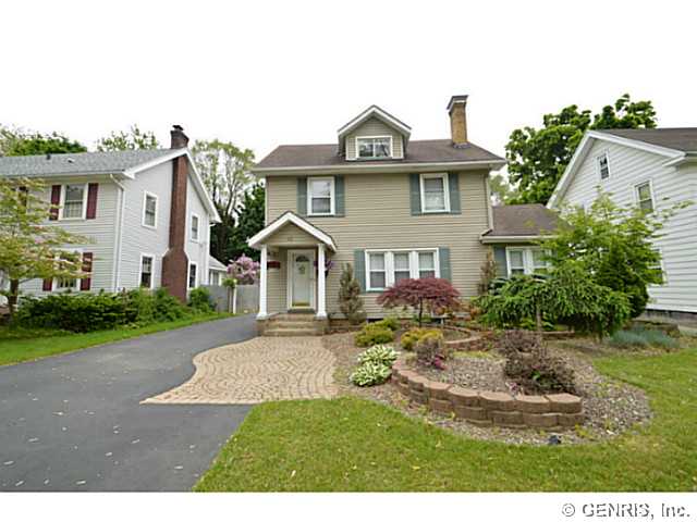 41 Hoover Road Irondequoit, NY 14617 - Photo 1 of 1 Exterior Front