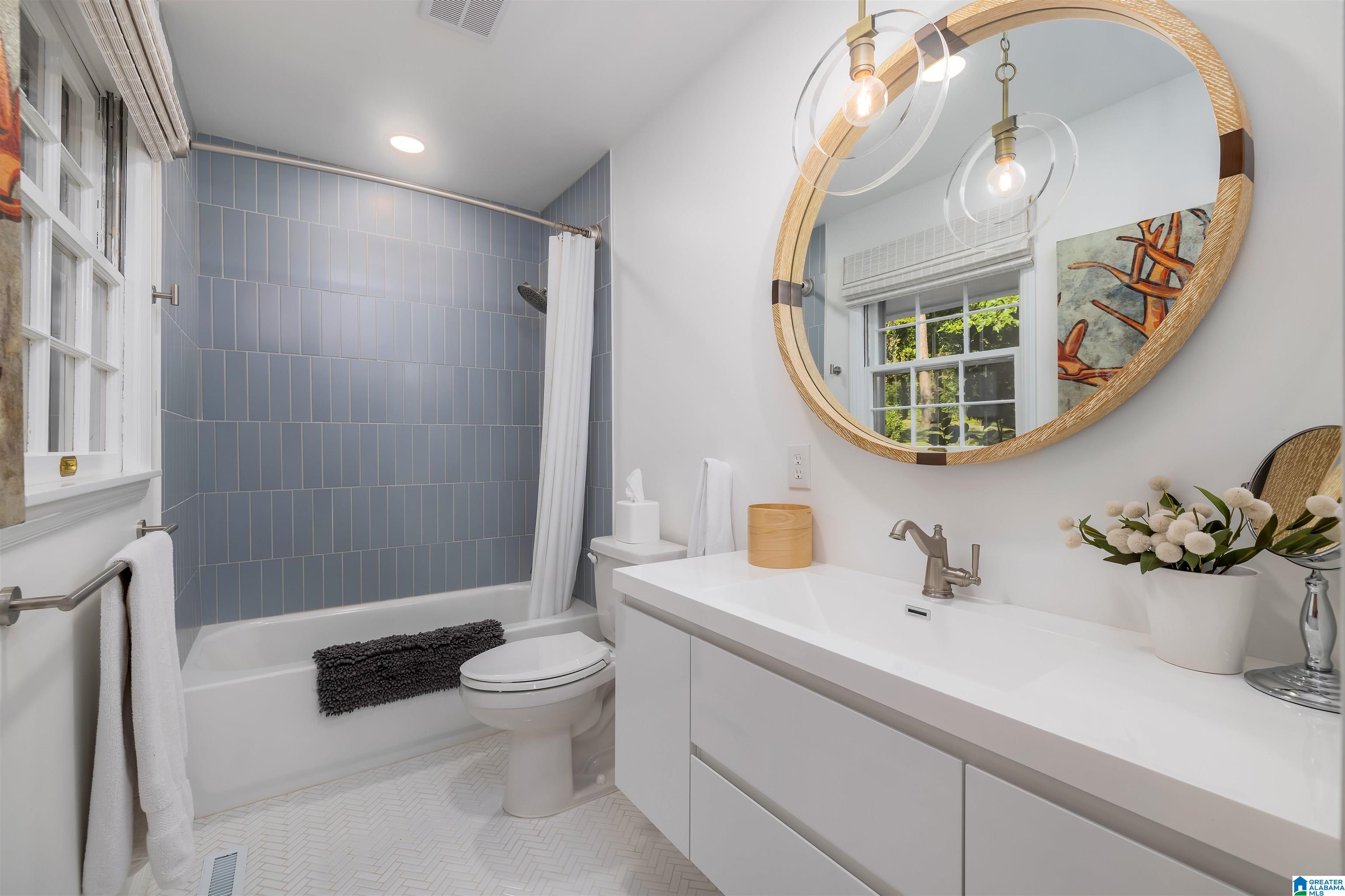 3404 North Woodridge Road Birmingham, AL 35223 - Photo 51 of 76