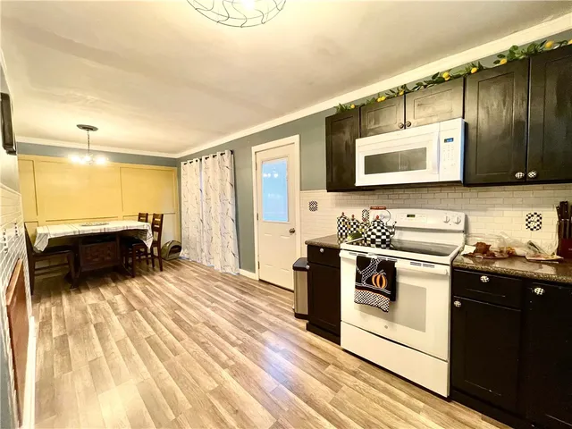 $205,000 | 38 Elmhurst Circle, Aurelius, NY 13021