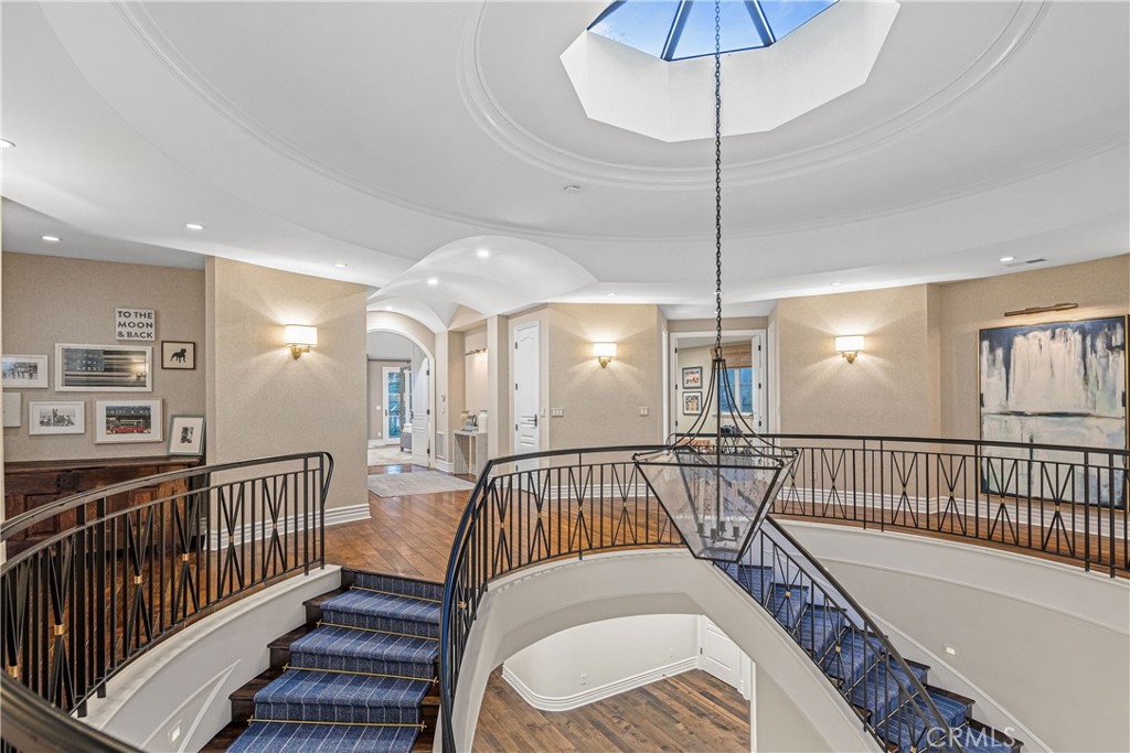 1240 5th Street Manhattan Beach, CA 90266 - Photo 43 of 68