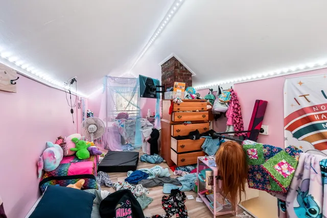 $249,900 | 2 Kelley Street, Fairfield, ME 04937