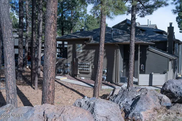 $220,000 | 1185 West University Avenue, Unit 154, Flagstaff, AZ 86001