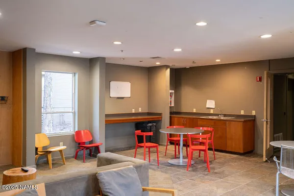 $220,000 | 1185 West University Avenue, Unit 154, Flagstaff, AZ 86001