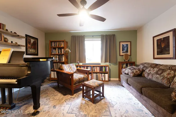 $220,000 | 1185 West University Avenue, Unit 154, Flagstaff, AZ 86001