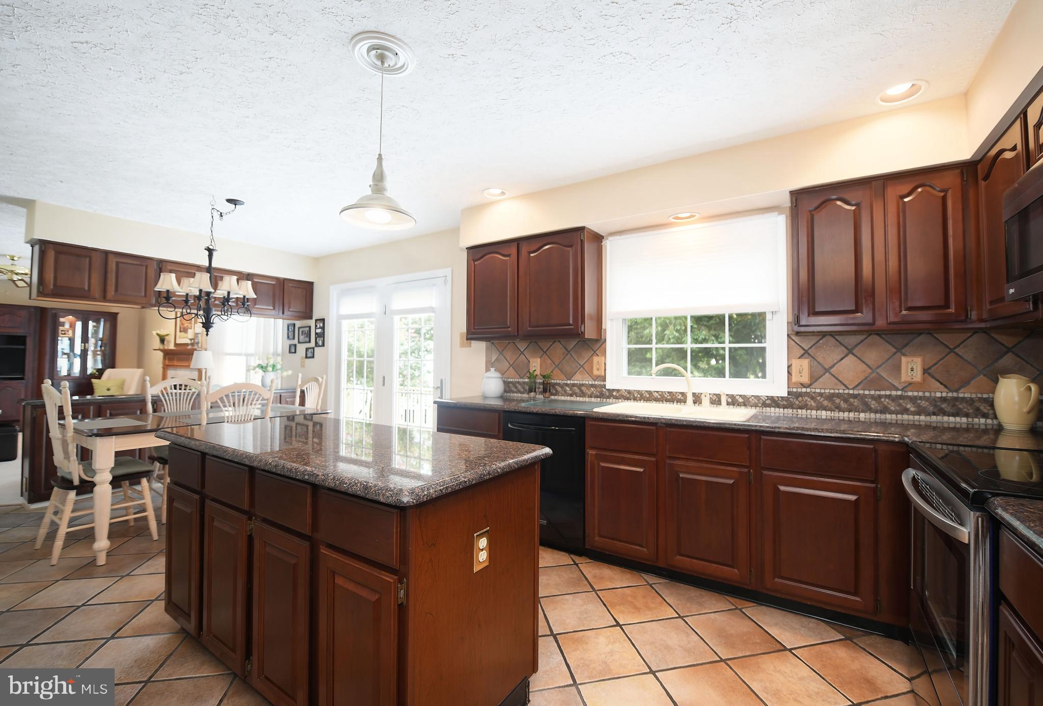 9206 Bretton Reef Road Baltimore, MD 21234 - Photo 26 of 83 Gallery Image 26