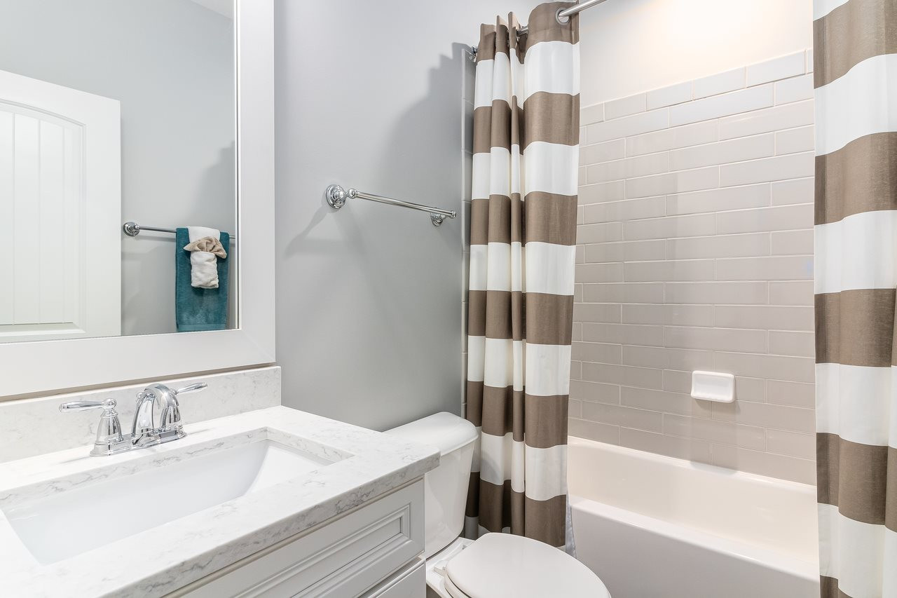 701 Virginia Avenue Raleigh, NC 27604 - Photo 11 of 16 Bathroom
