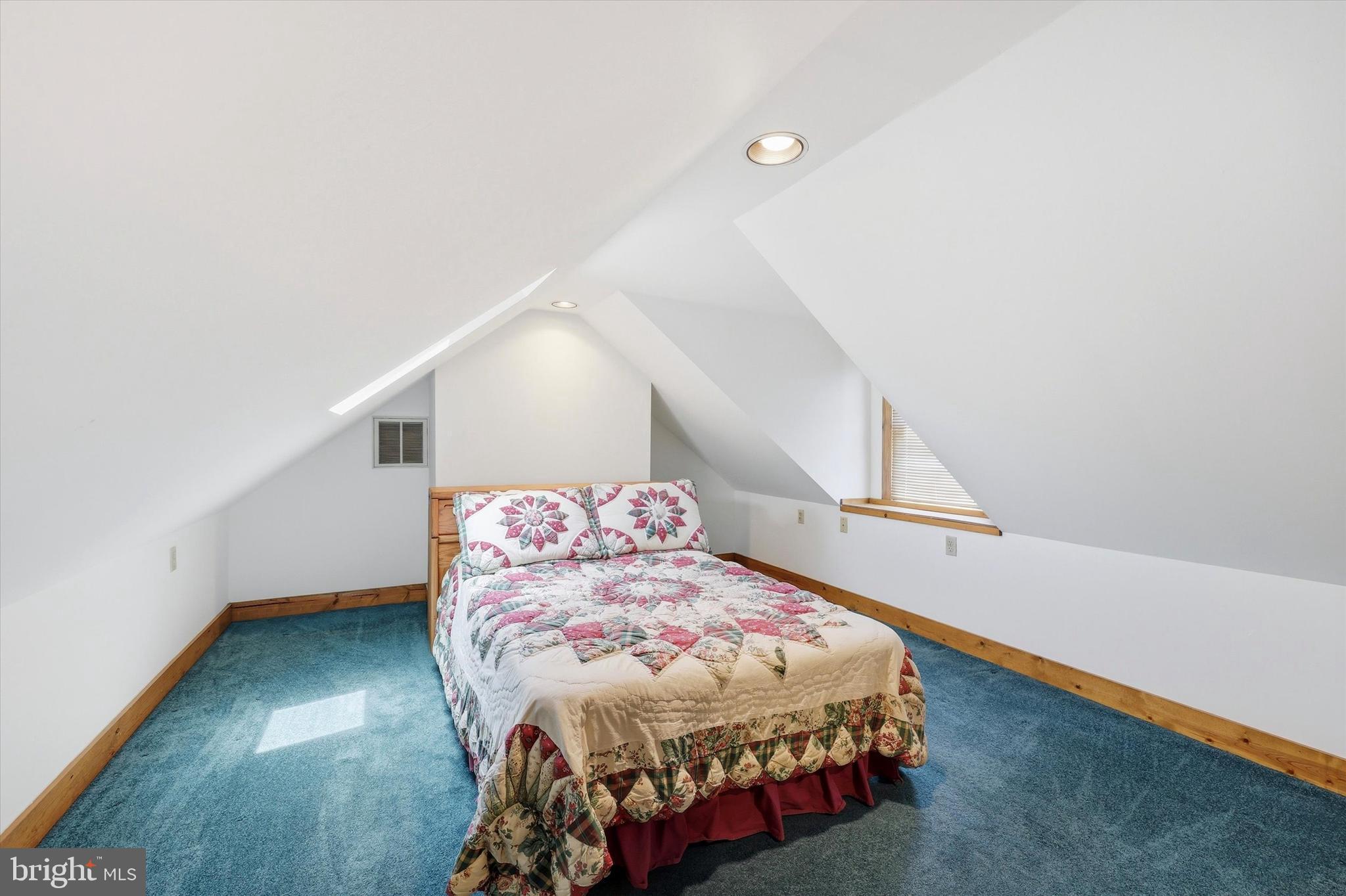 1437 Byberry Road Huntingdon Valley, PA 19006 - Photo 25 of 63