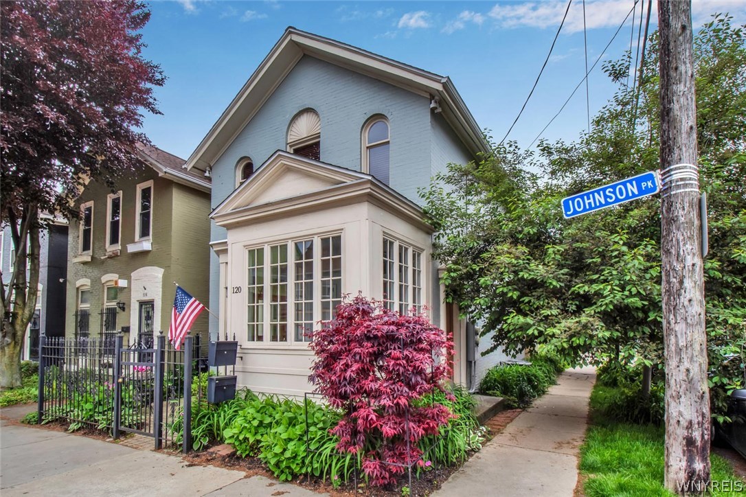 120 Johnson Park Buffalo, NY 14201 - Photo 3 of 36