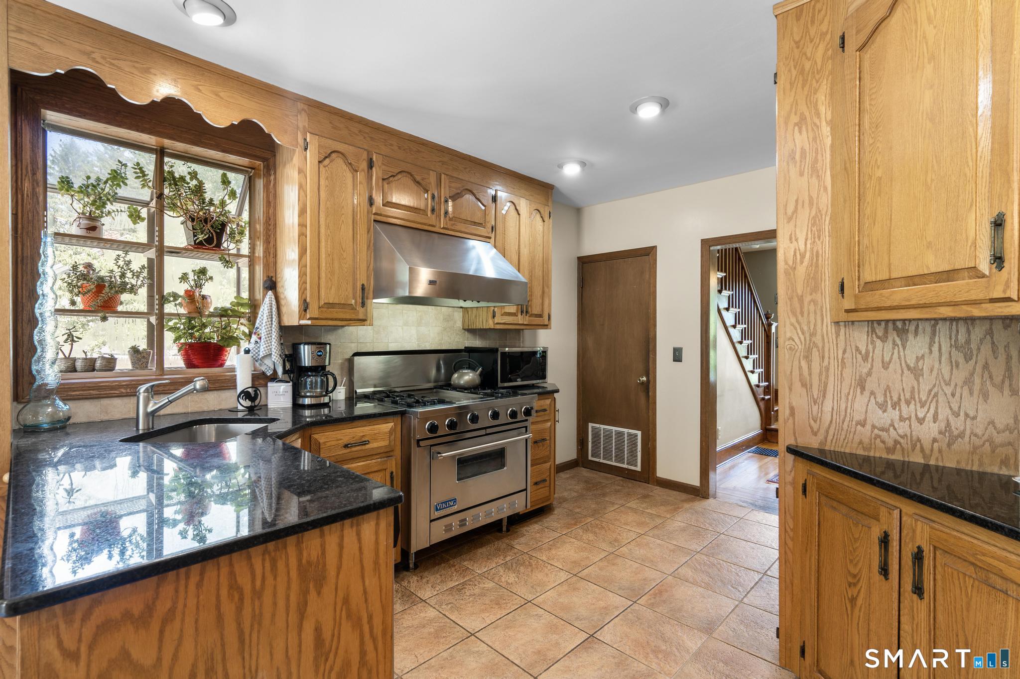169 River Road Shelton, CT 06484 - Photo 15 of 35 Gallery Image 15