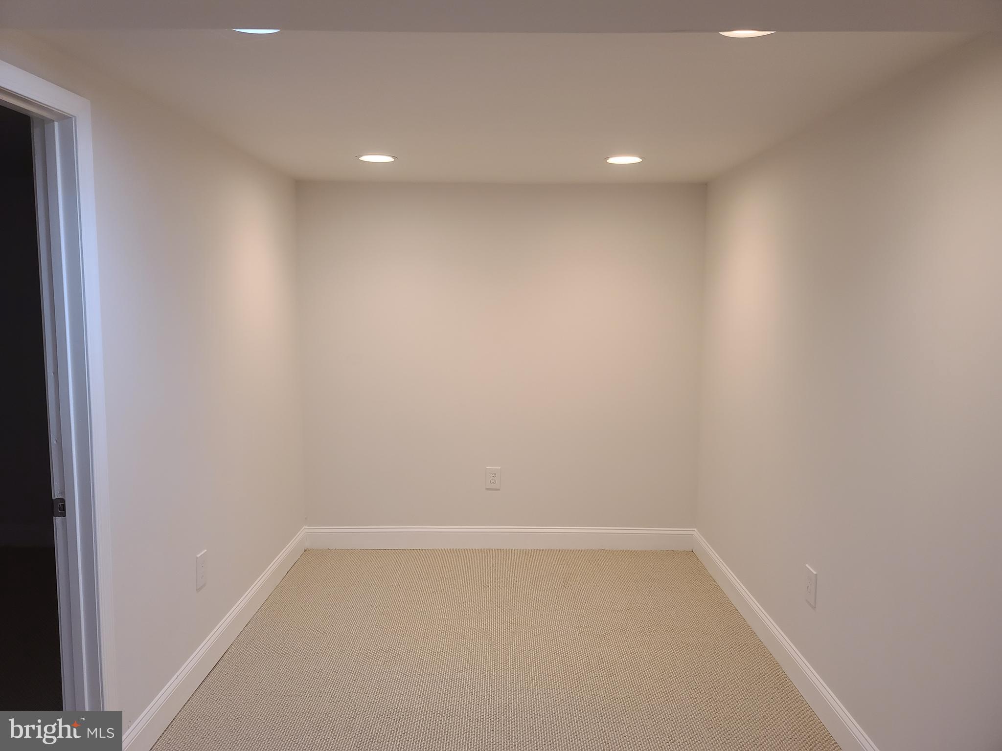 515 Epsom Road Baltimore, MD 21286 - Photo 26 of 36