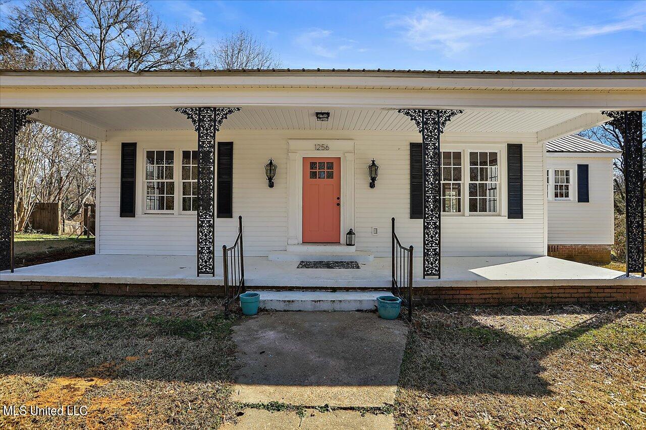 1256 Pocahontas Road Flora, MS 39071 - Photo 4 of 53 04-1256 Pocahontas Rd