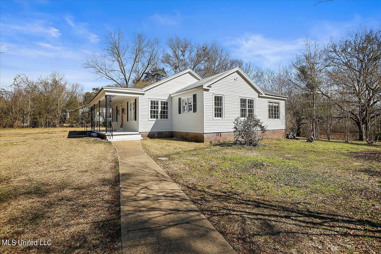 1256 Pocahontas Road Flora, MS 39071 - Photo 6 of 53 06-1256 Pocahontas Rd