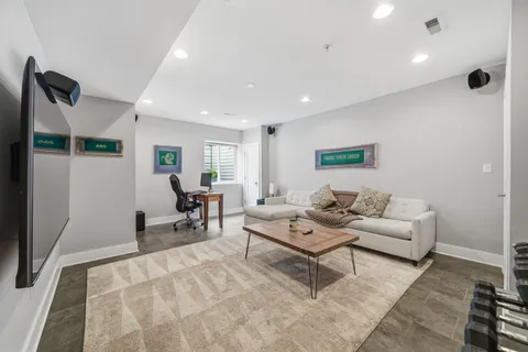 $849,000 | 237 West Thompson Street, Philadelphia, PA 19122