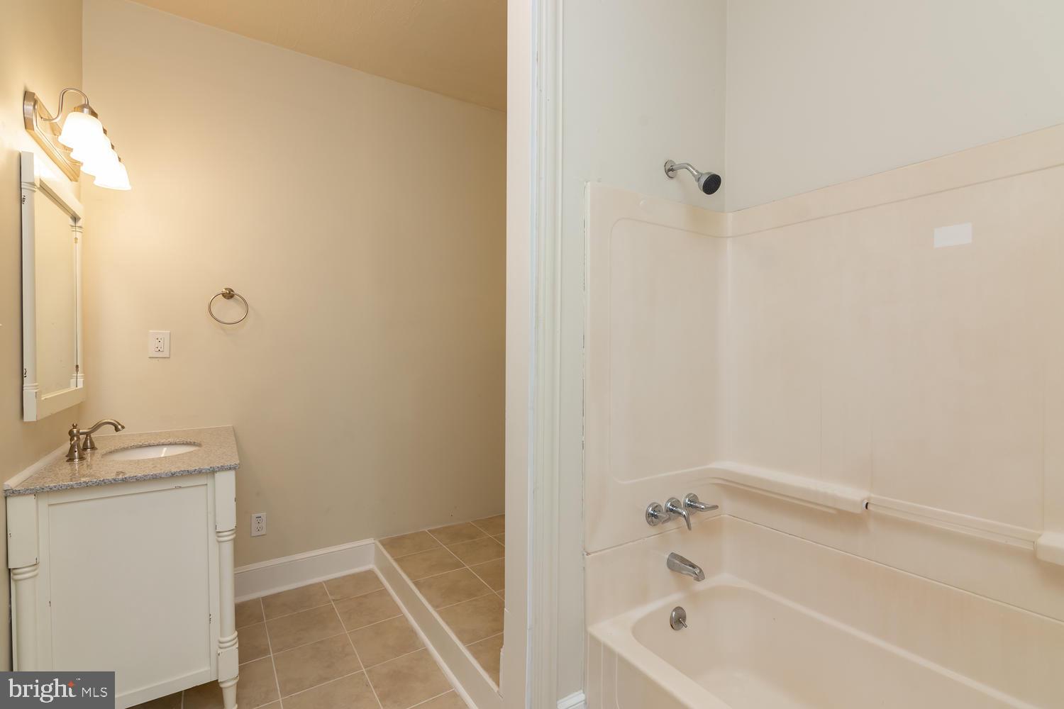 154 Neal Road Coatesville, PA 19320 - Photo 25 of 38 1st floor full bath