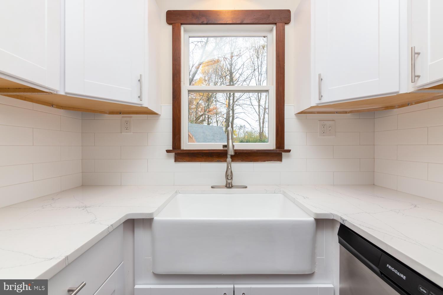 154 Neal Road Coatesville, PA 19320 - Photo 27 of 38 Check out the farmhouse sink & quartz counter tops