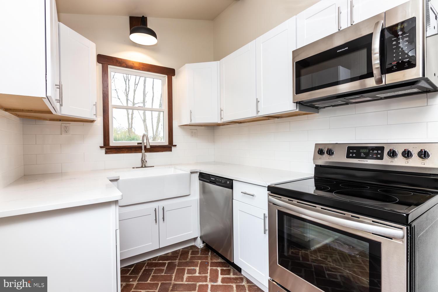 154 Neal Road Coatesville, PA 19320 - Photo 28 of 38 Kitchen