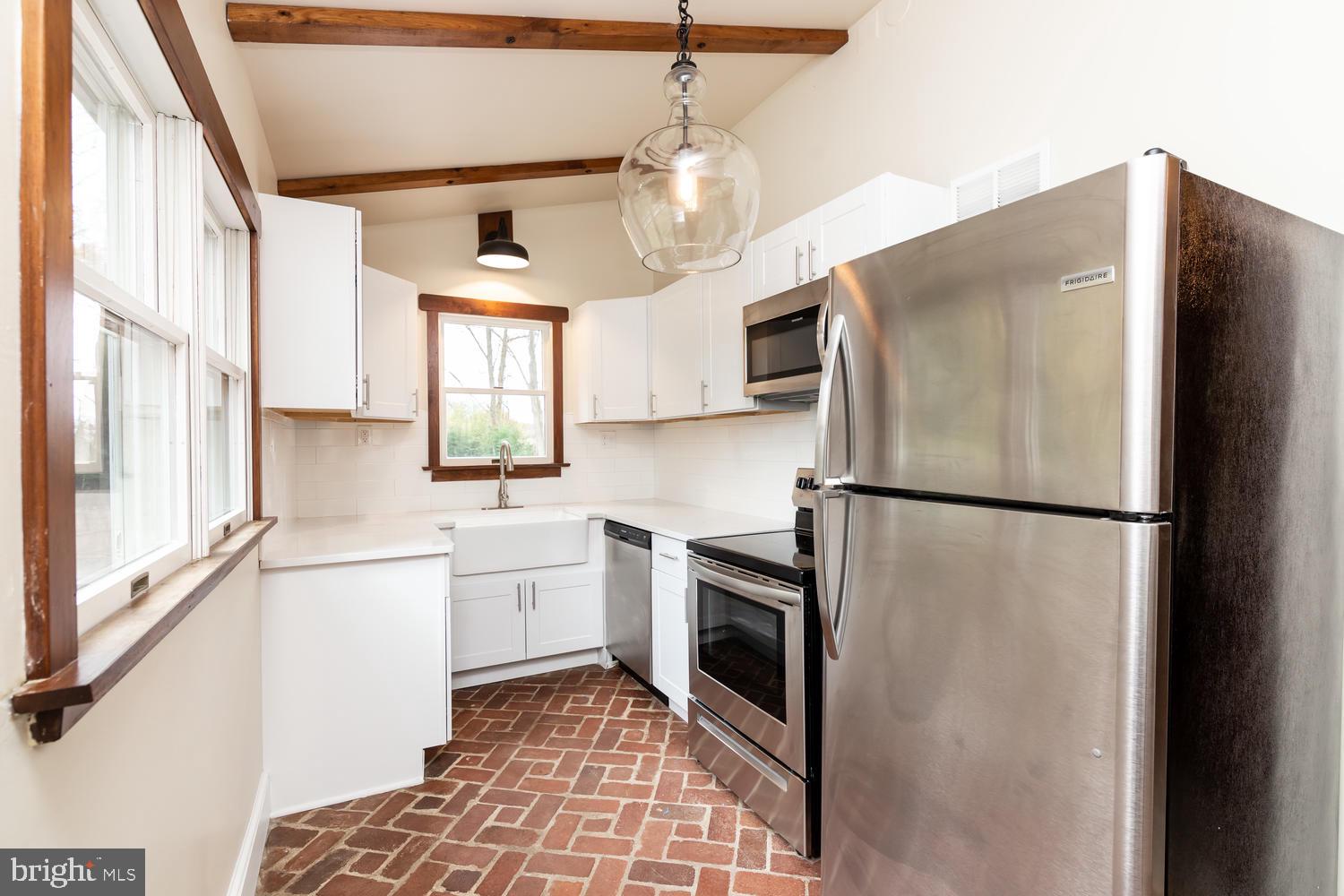 154 Neal Road Coatesville, PA 19320 - Photo 29 of 38 Kitchen