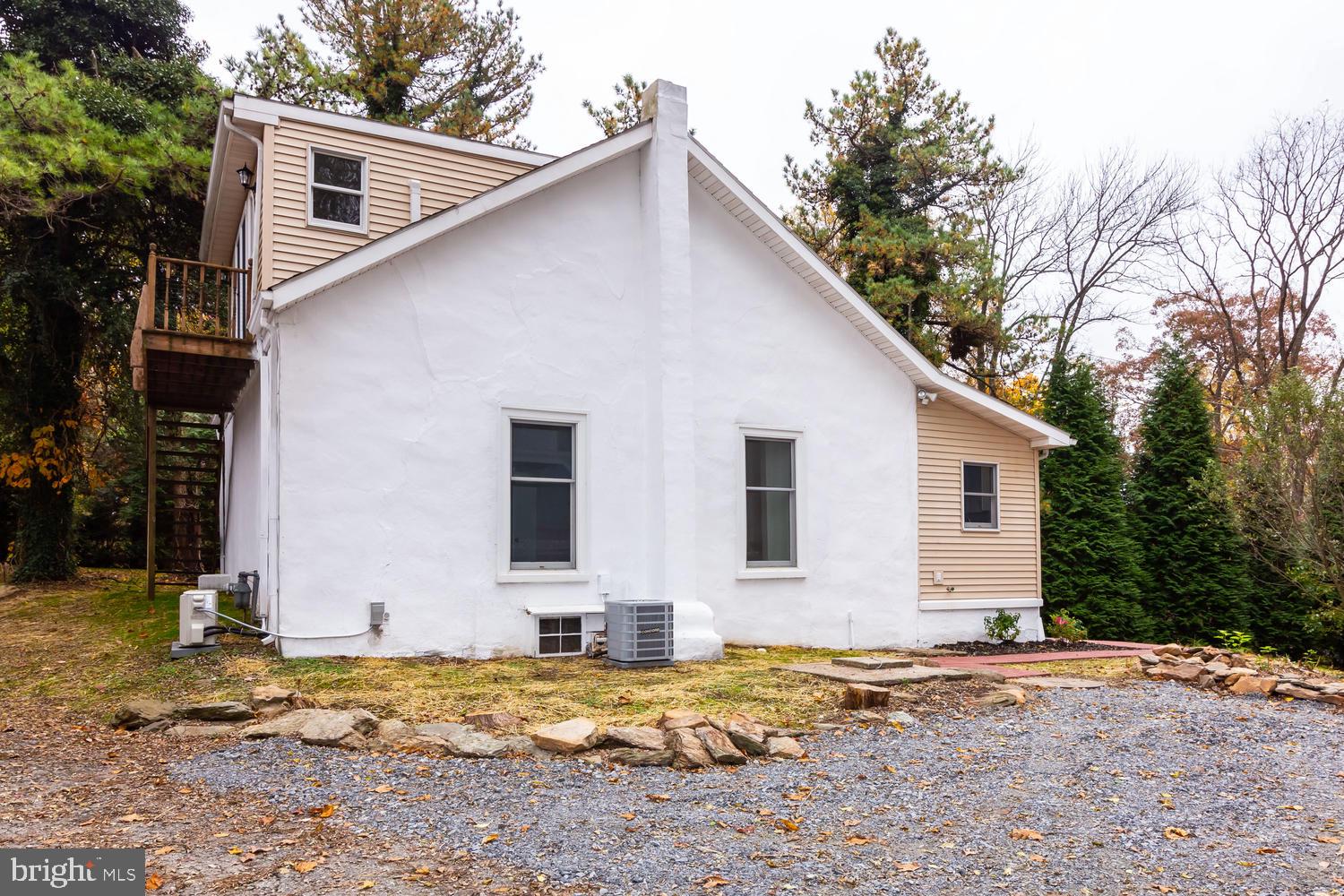154 Neal Road Coatesville, PA 19320 - Photo 7 of 38 Gallery Image 7