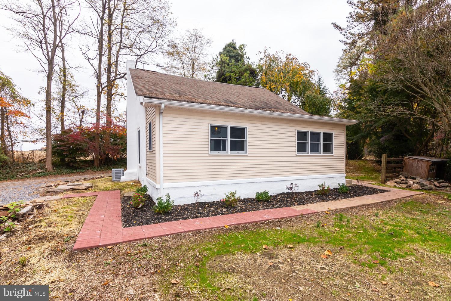 154 Neal Road Coatesville, PA 19320 - Photo 9 of 38 Gallery Image 9