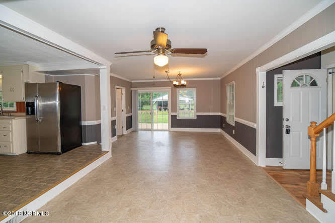 1265 Scott Road Rocky Point, NC 28457 - Photo 12 of 40 Dining Room