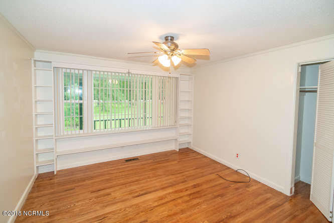 1265 Scott Road Rocky Point, NC 28457 - Photo 19 of 40 Home Office