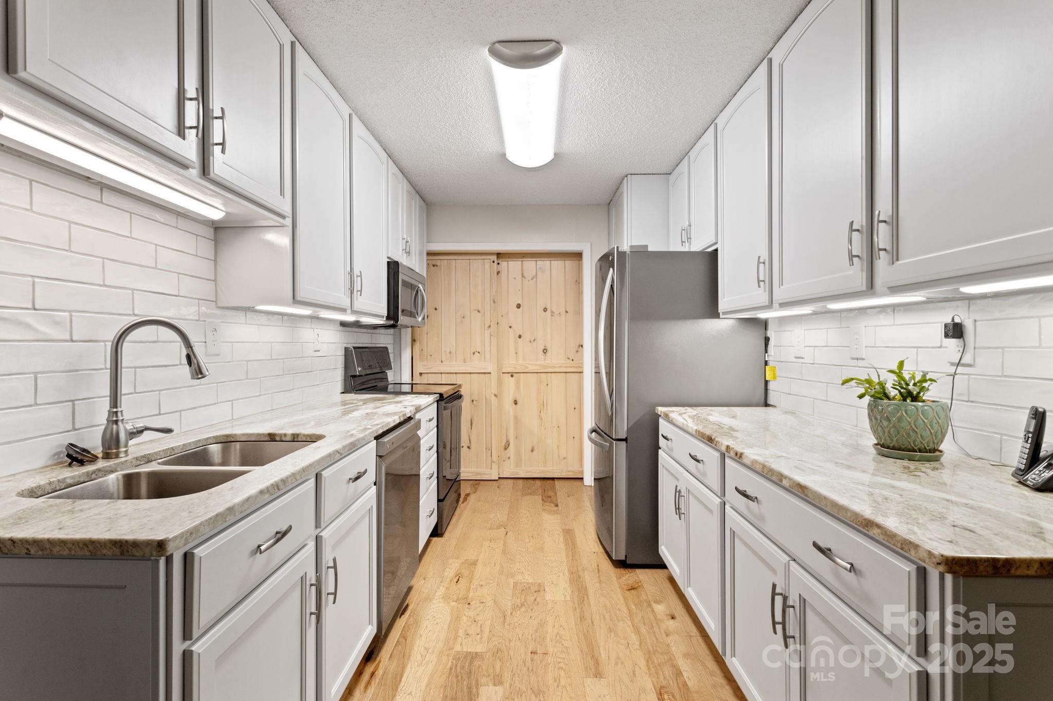 56 Cardinal Circle Tryon, NC 28782 - Photo 12 of 34