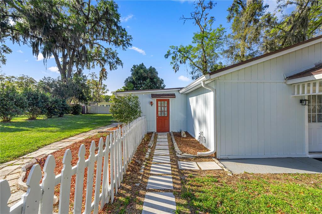 895 Southwest 80th Avenue Ocala, FL 34481 - Photo 26 of 36
