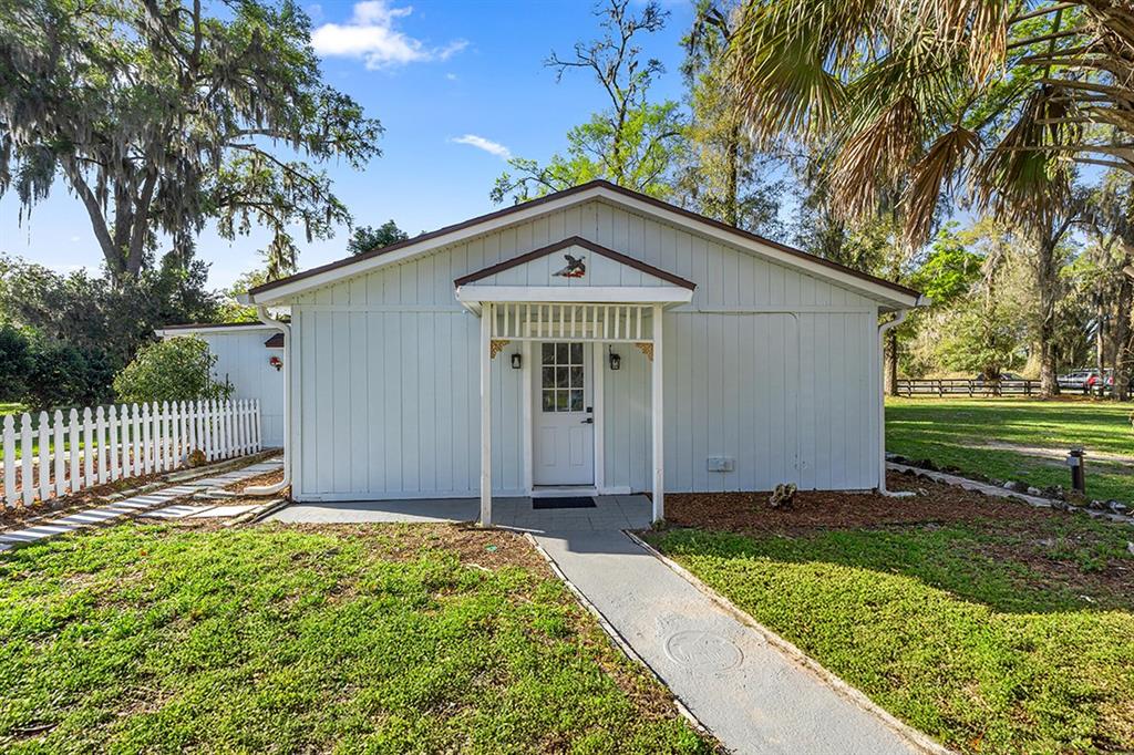 895 Southwest 80th Avenue Ocala, FL 34481 - Photo 28 of 36