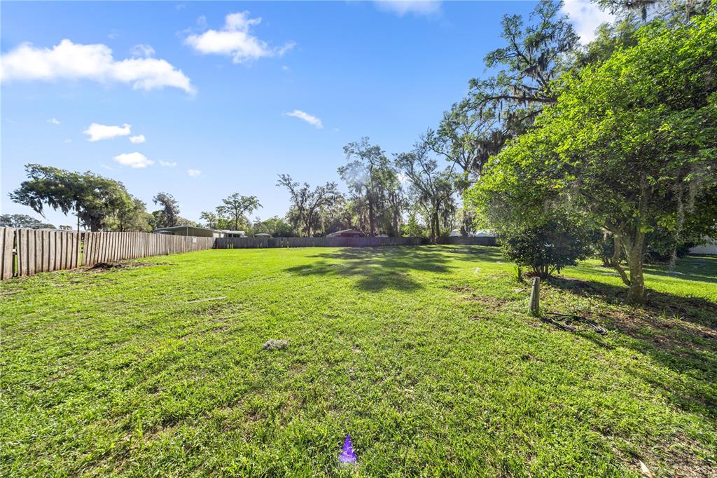 895 Southwest 80th Avenue Ocala, FL 34481 - Photo 33 of 36