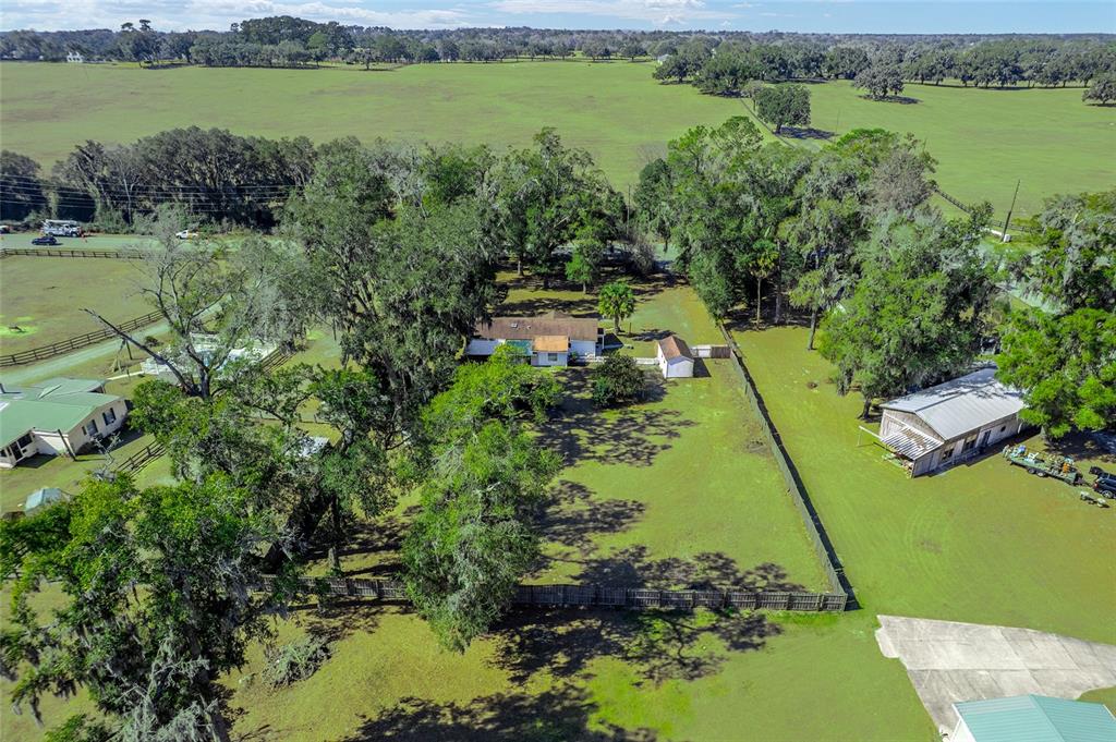 895 Southwest 80th Avenue Ocala, FL 34481 - Photo 4 of 36
