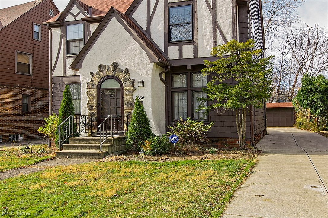 2336 Canterbury Road Cleveland, OH 44118 - Photo 24 of 25