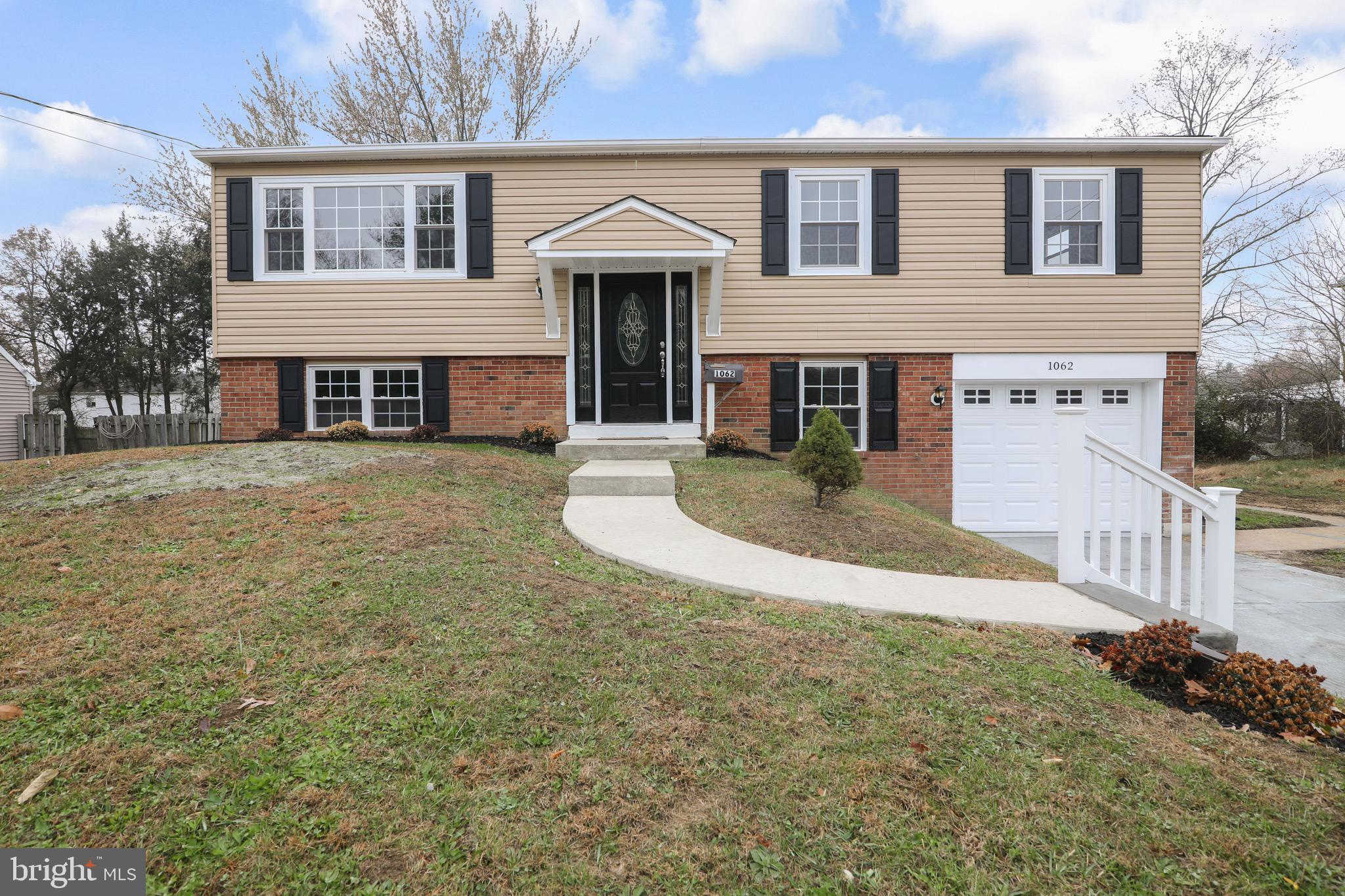 1062 Winslow Road Williamstown, NJ 08094 - Photo 1 of 38 Exterior Front