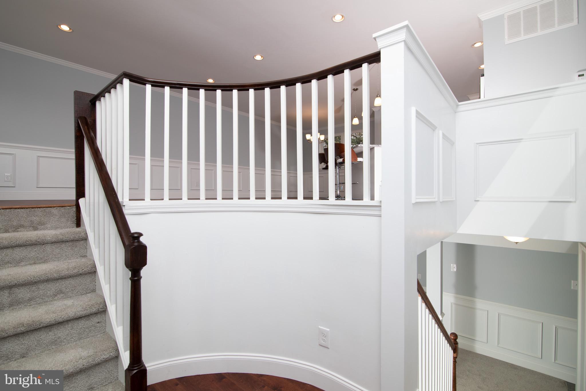 1062 Winslow Road Williamstown, NJ 08094 - Photo 2 of 38 Foyer
