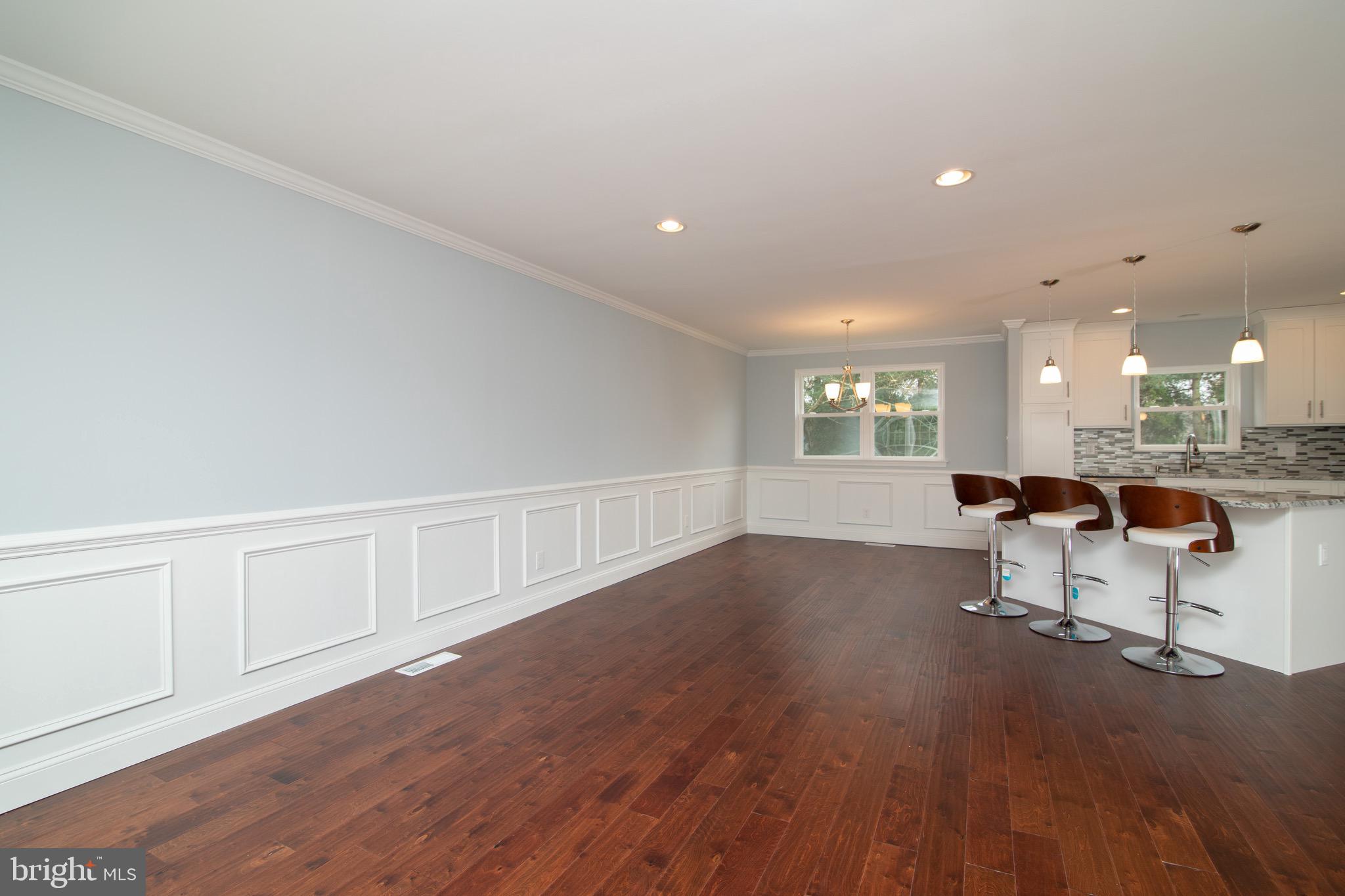1062 Winslow Road Williamstown, NJ 08094 - Photo 3 of 38 Living Room