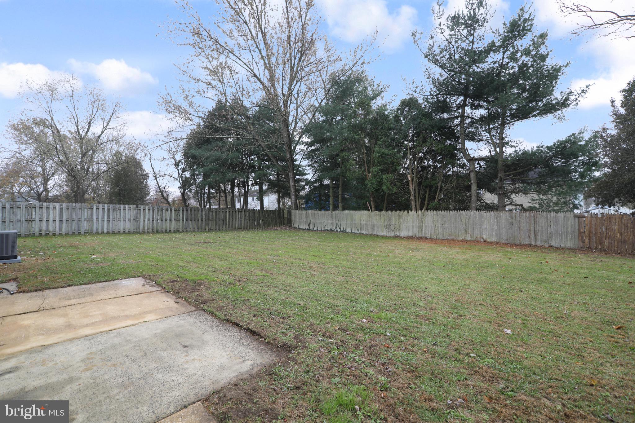 1062 Winslow Road Williamstown, NJ 08094 - Photo 38 of 38 Backyard