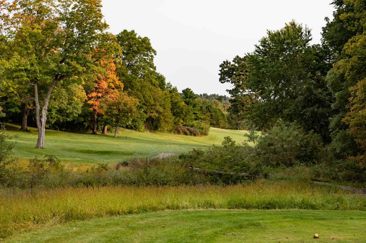 4 Inverness Terrace Baraboo, WI 53913 - Photo 3 of 8