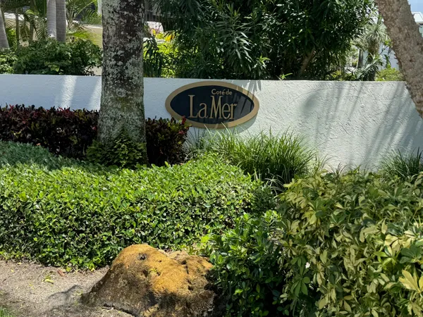 $7,000 | 170 Celestial Way, Unit 32, Juno Beach, FL 33408