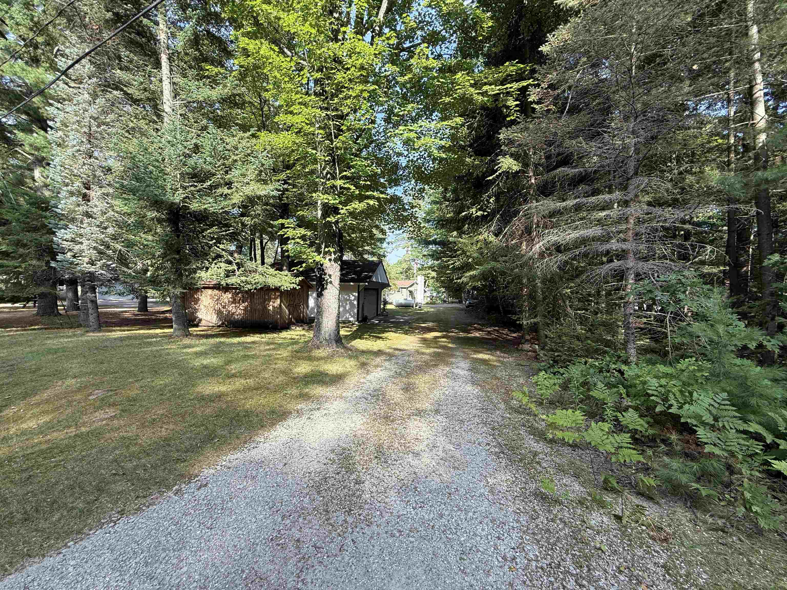 948 Rivers Terrace Road Gladwin, MI 48624 - Photo 14 of 40