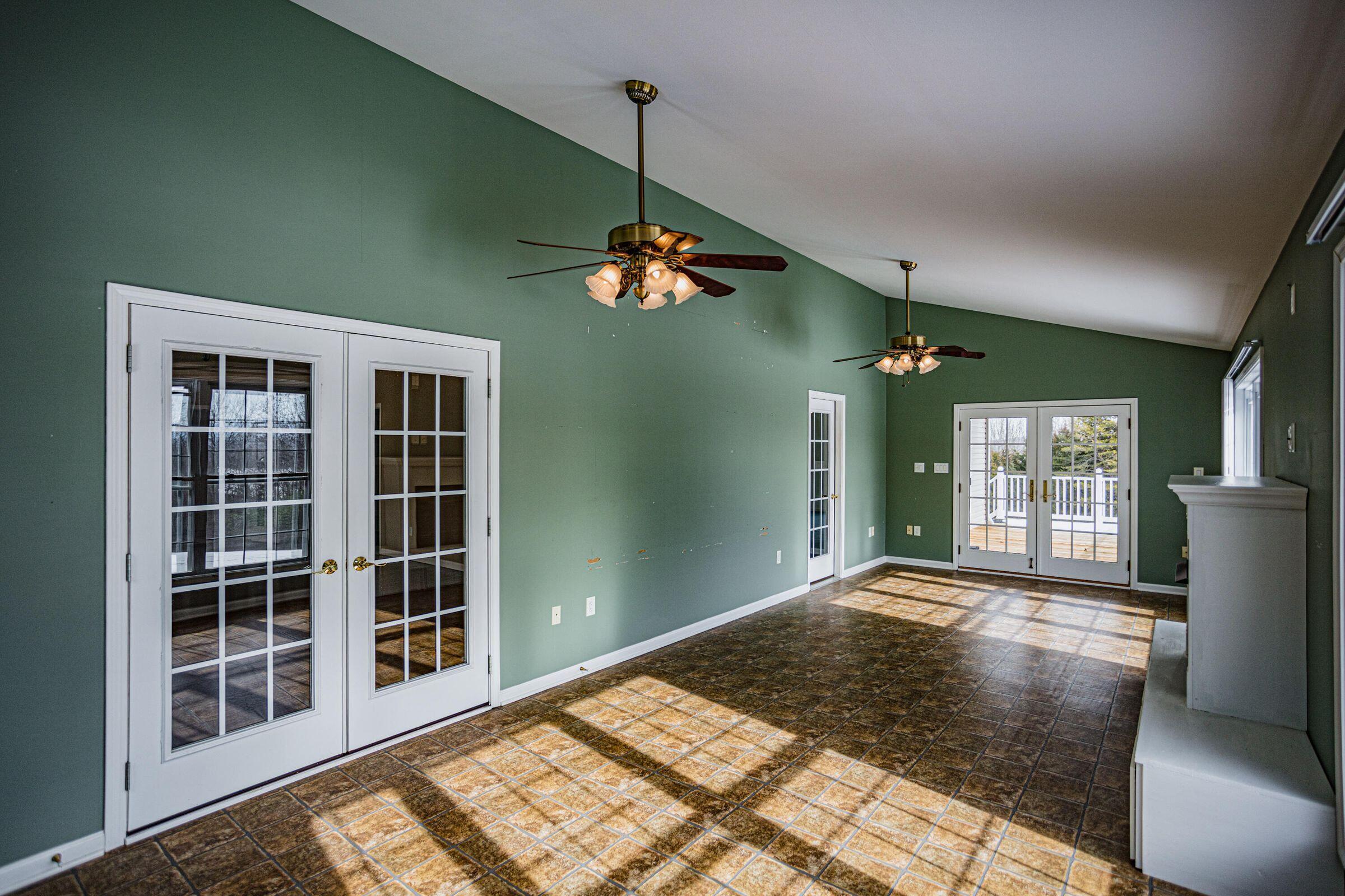 2 Howe Lane Lexington, VA 24450 - Photo 41 of 50 42