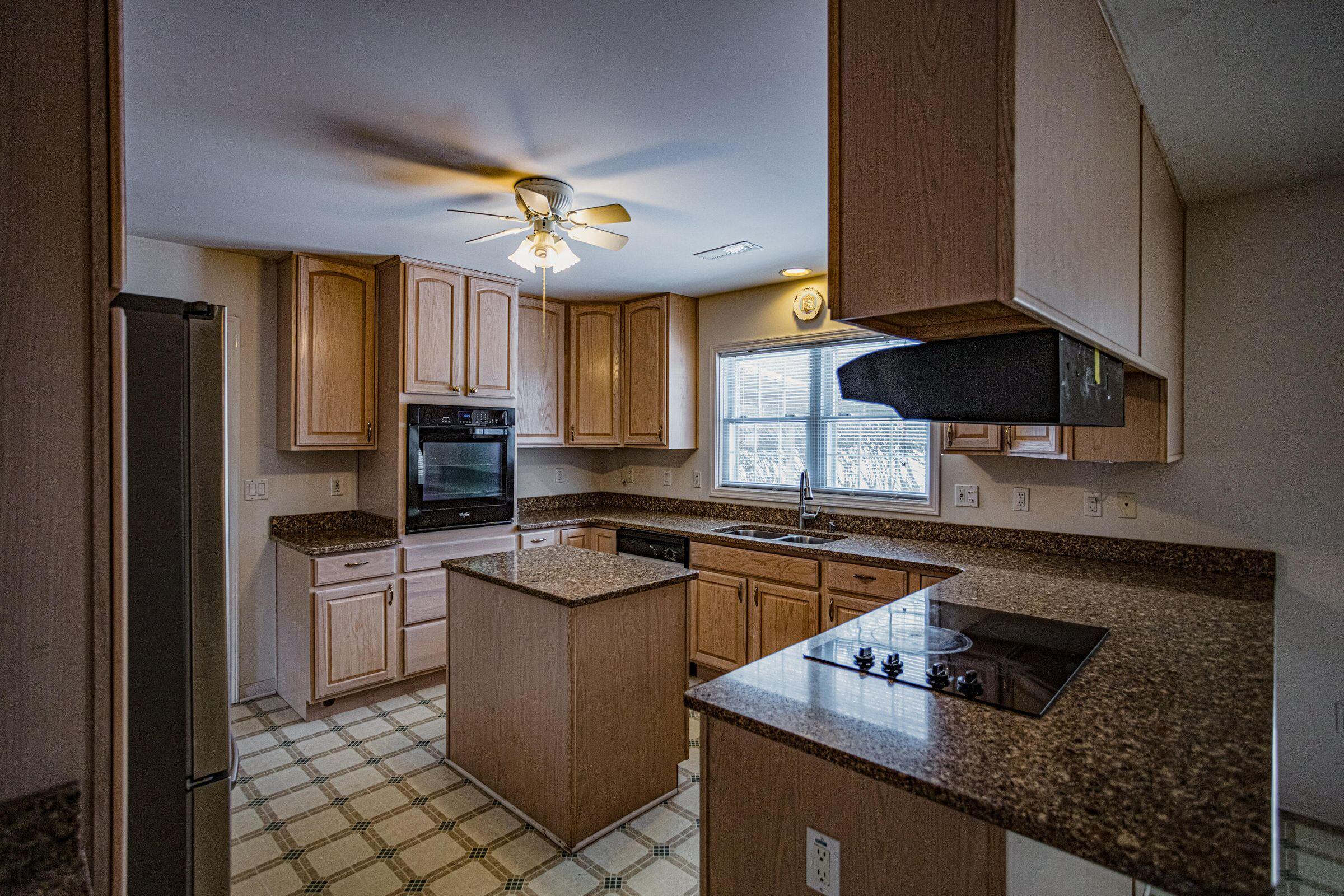 2 Howe Lane Lexington, VA 24450 - Photo 8 of 50 9