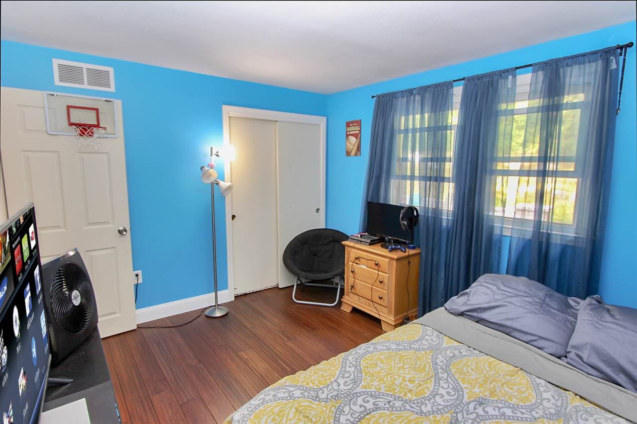 12 Warton Road Nashua, NH 03062 - Photo 20 of 34