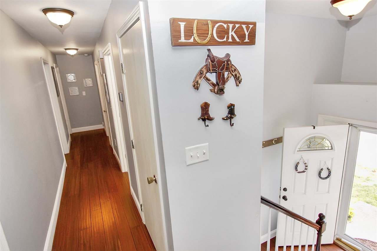 12 Warton Road Nashua, NH 03062 - Photo 10 of 34